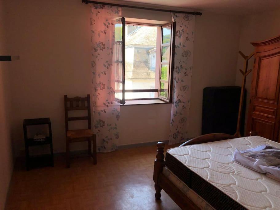 Joli Appartement Avec Terrasse Et Jardin - Vue Sur Montagne Bagnères-de-Bigorre Eksteriør billede